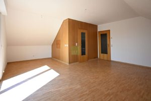 Wohn- und Esszimmer - Blick 2