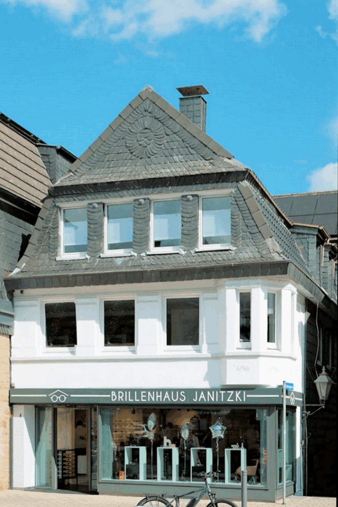 Außenansicht Tag bearbeitet und geschnitten