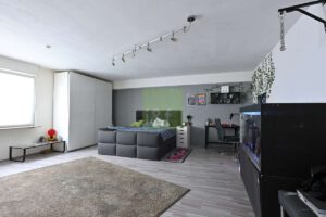 Souterrain: Wohn-/Schlafbereich - Blick 1