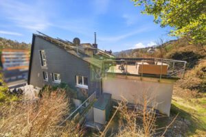 DG: Blick auf die Terrasse