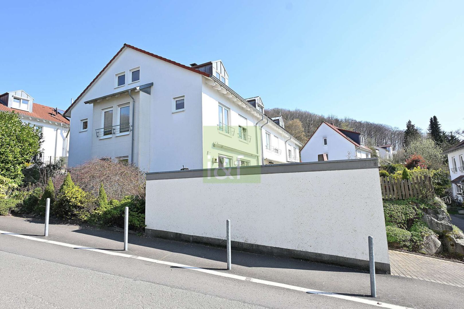 Straßen-Seitenansicht