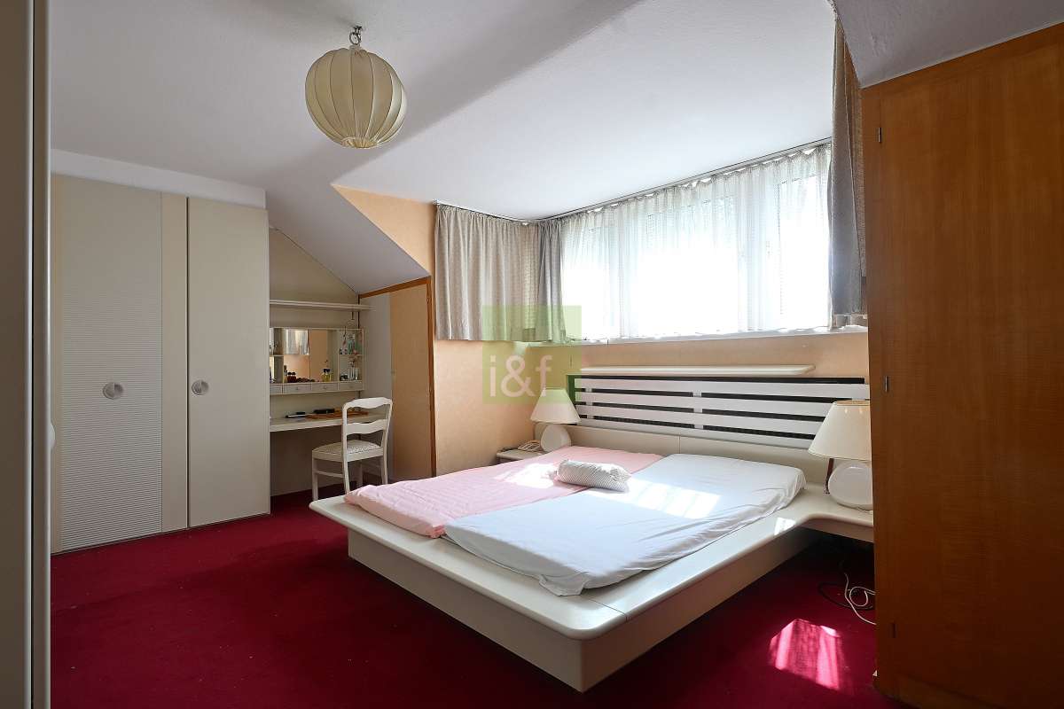 Dachgeschoss - Schlafzimmer