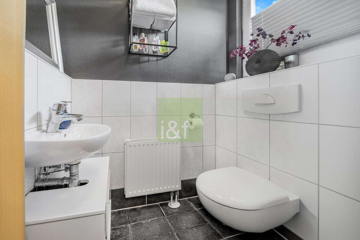 Erdgeschoss: Gäste-WC