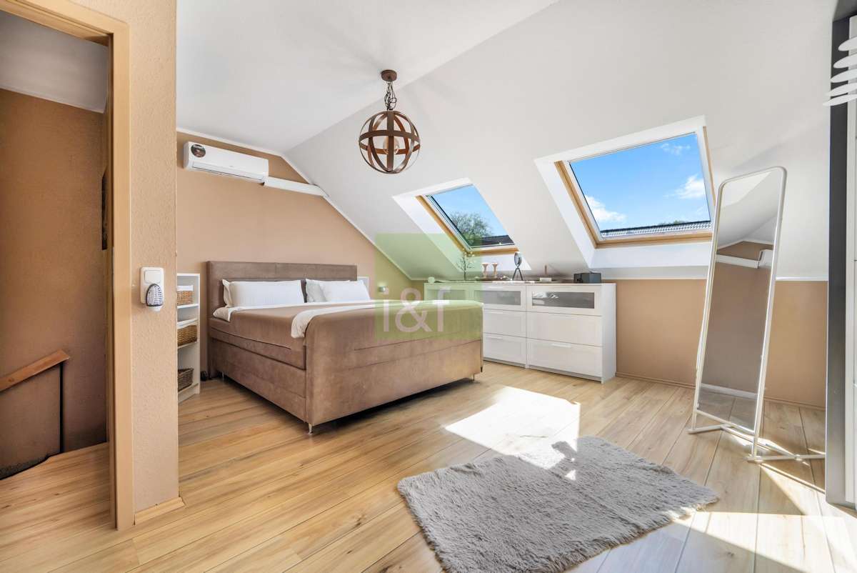 Dachgeschoss: Schlafzimmer