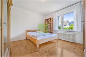 EG: Schlafzimmer